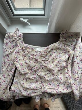 Astr White Floral Ruffle Long-Sleeve Crop Top with Pink & Yellow Print